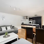 Maisonette-apartment Mit Grosser Terrasse Im Zentrum Von Apartamento Bregenz