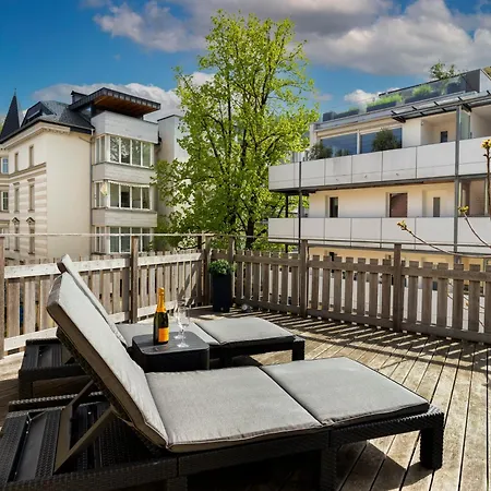 Maisonette-apartment Mit Grosser Terrasse Im Zentrum Von Bregenz