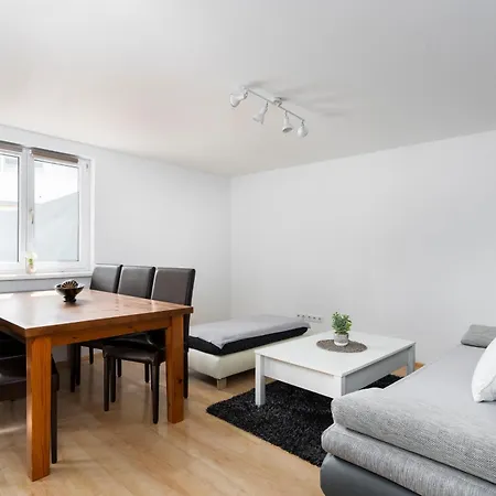 Maisonette-apartment Mit Grosser Terrasse Im Zentrum Von * Bregenz