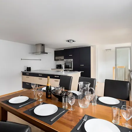 Apartman Maisonette-apartment Mit Grosser Terrasse Im Zentrum Von *