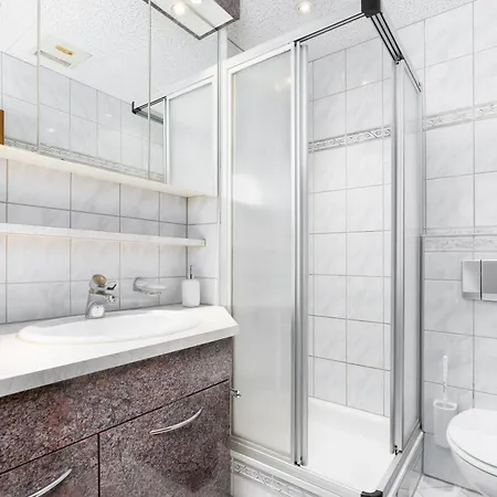 Maisonette-apartment Mit Grosser Terrasse Im Zentrum Von