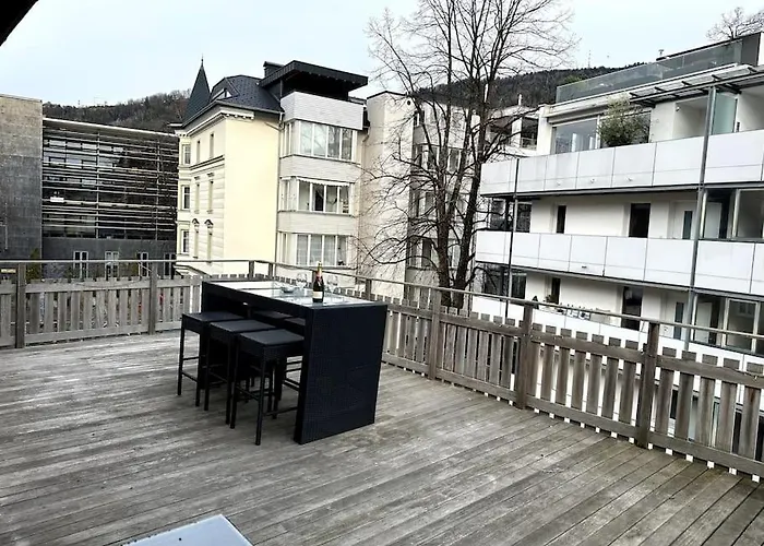Maisonette-apartment Mit Großer Terrasse Im Zentrum Von *